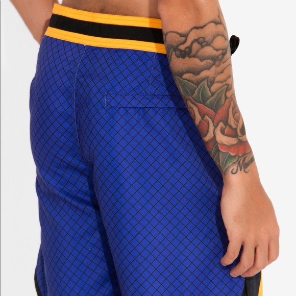 MARVEL AVENGERS: INFINITY WAR THANOS SWIM TRUNKS - Picture 4 of 6